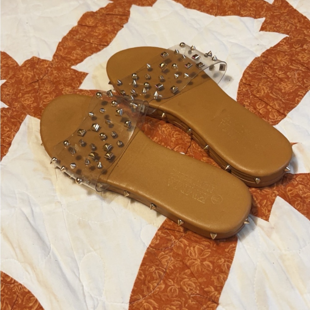 Studded slide sandal